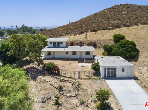 9434 54th St, Riverside, CA 92509
