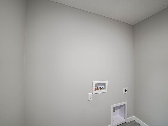 3rd image of 732 Pheasant Run Dr #1