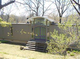 3N356 Pine Hills Rd, St Charles, IL 60175