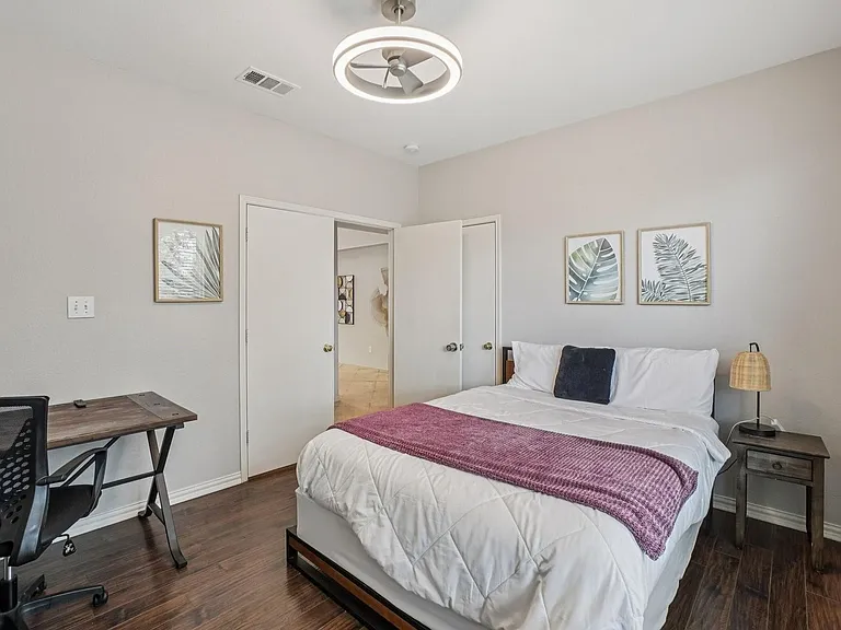 5825 Shetland Cir — Photo 27