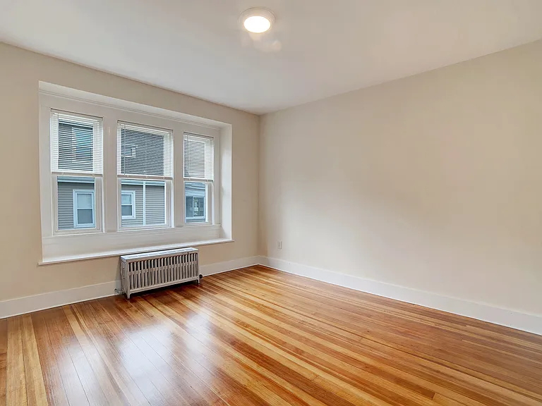 10 Bedford St #2 — Photo 8