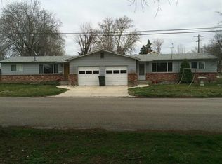 906/910 NW 4th St, Meridian, ID 83642