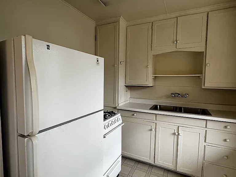 20359 Sunnyside Way #1 — Photo 3