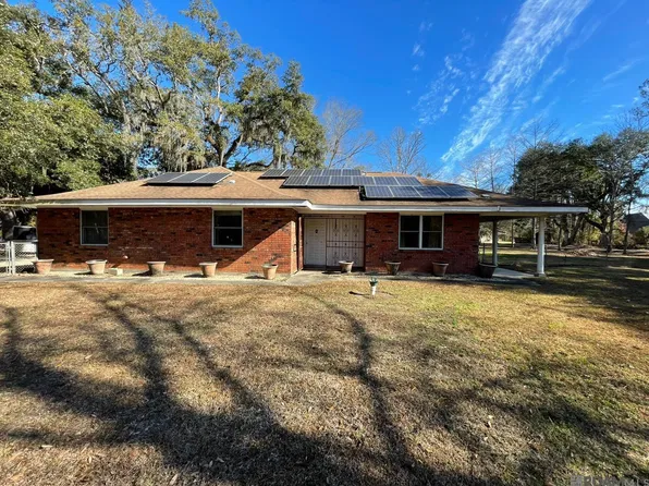 900 Old Ponchatoula Hwy, Madisonville, LA 70447