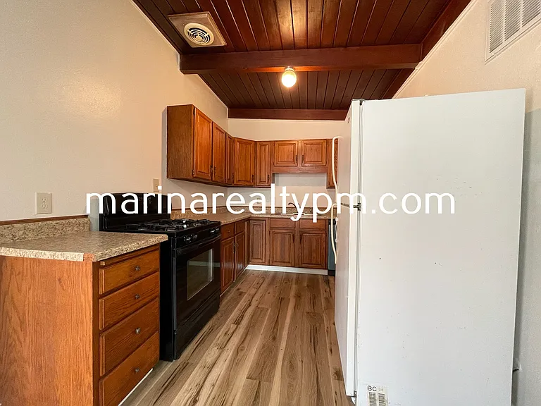816 Del Mar Ave — Photo 8
