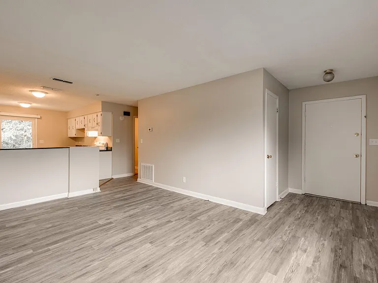 3814 Cherwood Ln #B — Photo 8
