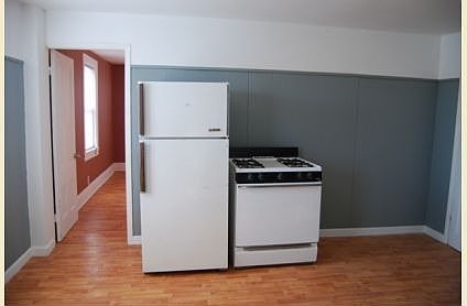 Eat-in Kitchen