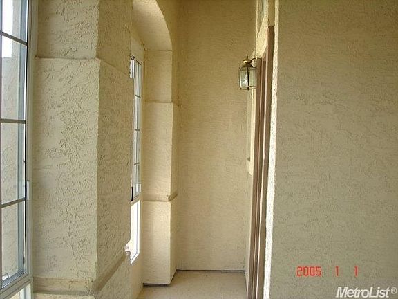 5th image of 3102 Allan Ave