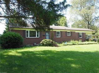 516 Old Hollow Rd, Winston Salem, NC 27105