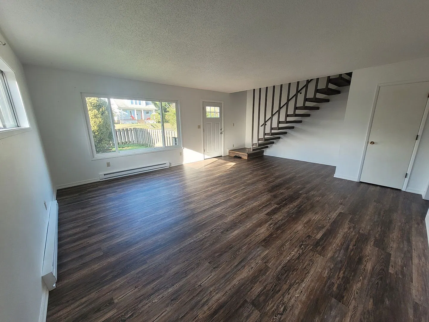 Darling 2 Bedroom/1 Bath In Desirable North Bend! — Photo 3