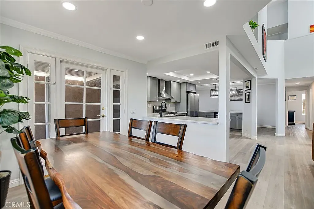3 bed, 1793 sqft, $4,700 — Photo 4