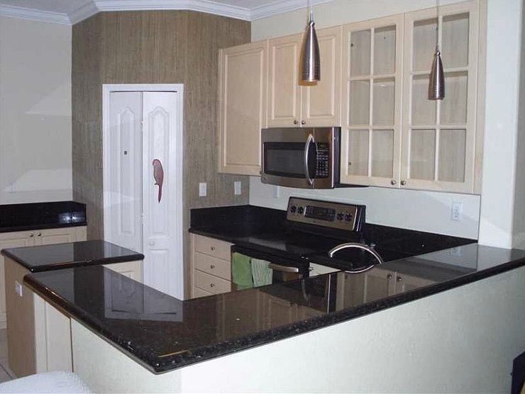 Kitchen Pic#1