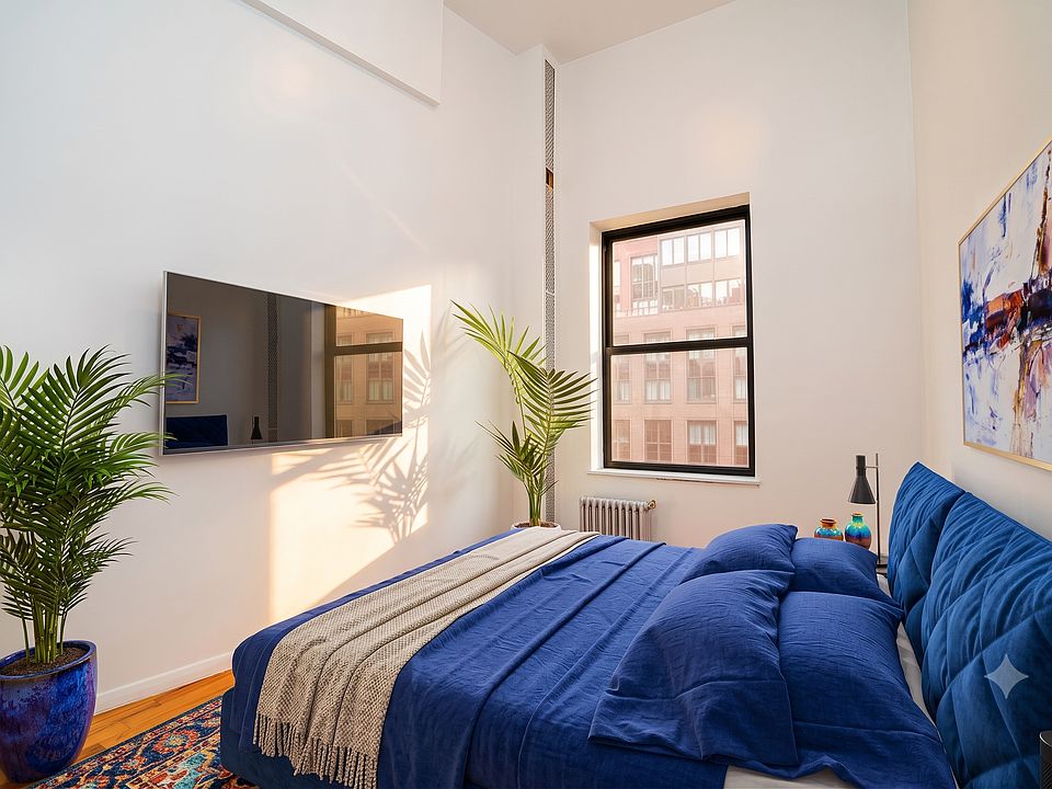 2nd image of 400 E 53rd St APT 2F