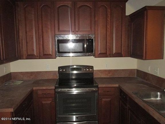 5th image of 12283 Black Walnut Ct