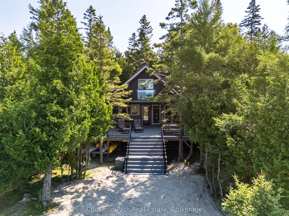 100 Forbes Rd, Northern Bruce Peninsula, ON N0H 2T0