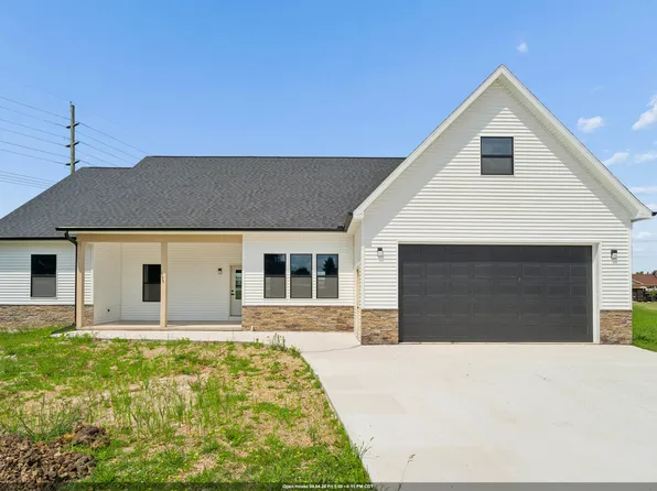535 Pheasant Dr, New London, WI 54961