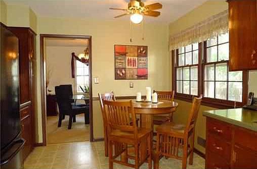 4th image of 8449 Broadmoor Ln