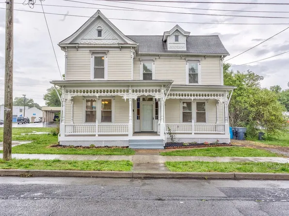 1011 Fairfax Ave NW, Roanoke, VA 24016