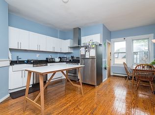 220 Prospect St #2, Cambridge, MA 02139