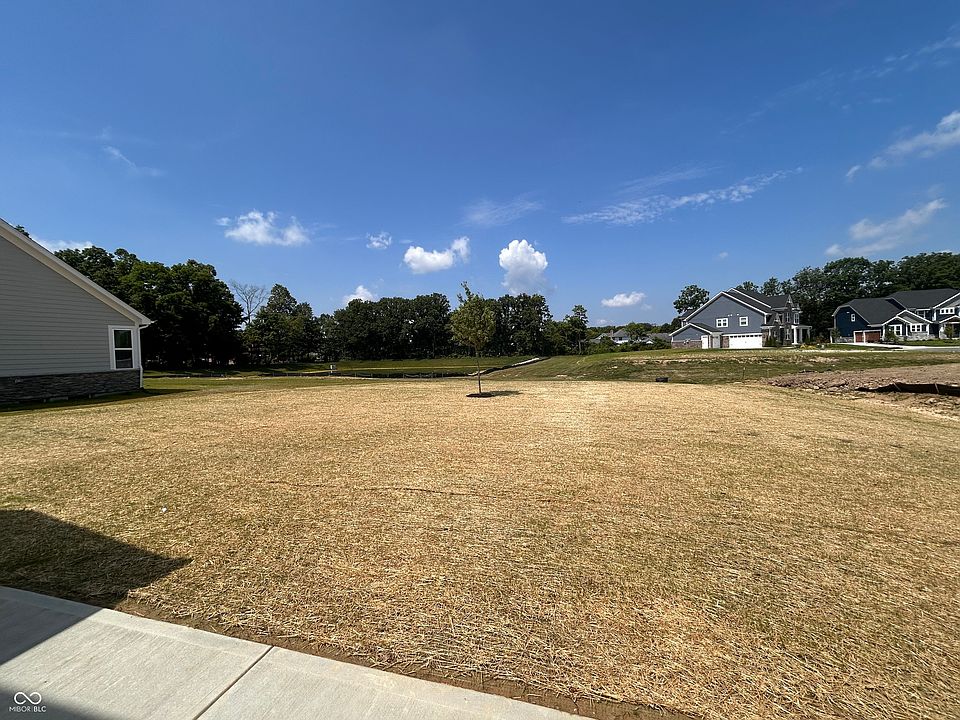 2nd image of 1426 Alcove Ln