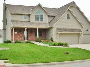 5418 Plymouth Dr, Lawrence, KS 66049