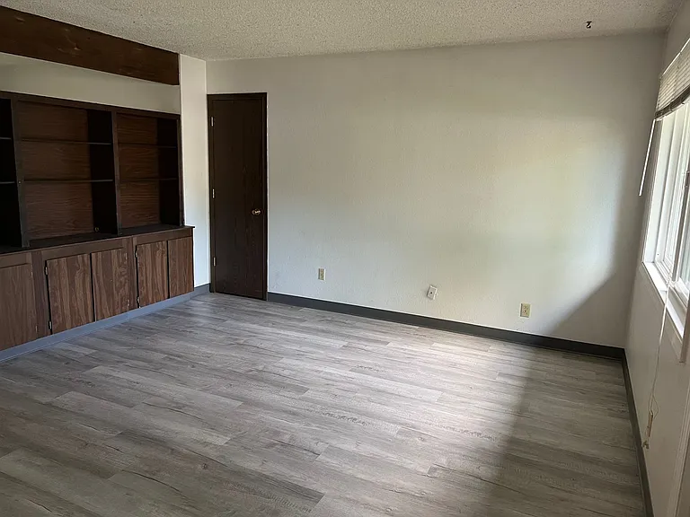 520 Hickory St — Photo 4