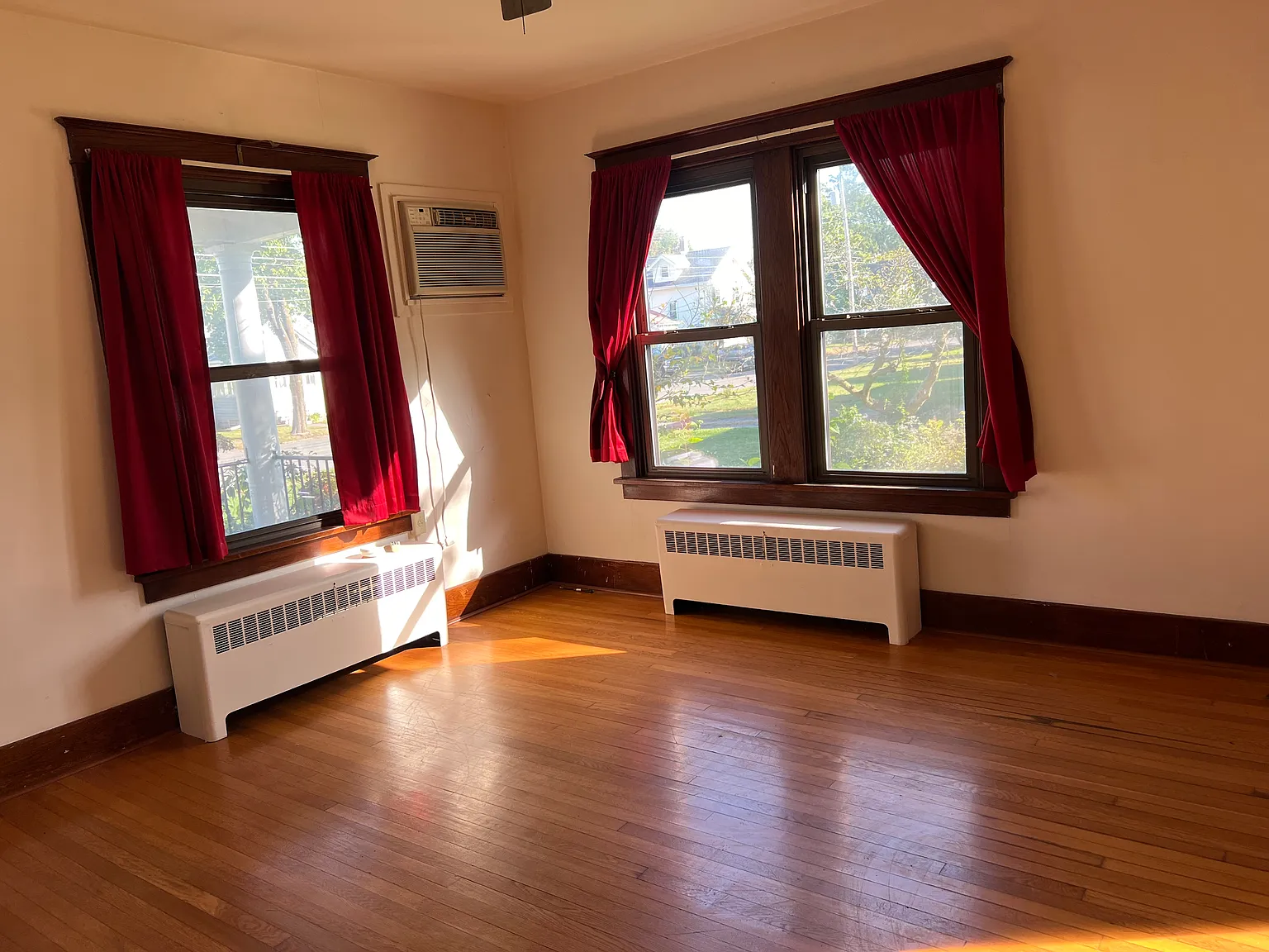 108 Elm St — Photo 4