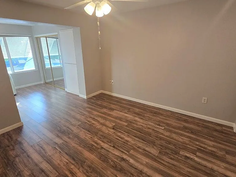 10601 W Bolivar Dr — Photo 26
