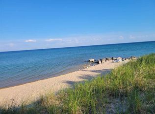 1701 Birch Rd, Harbor Springs, MI 49740