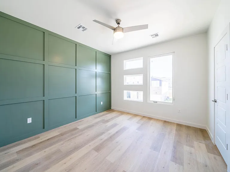 2512 NW 129th St — Photo 15