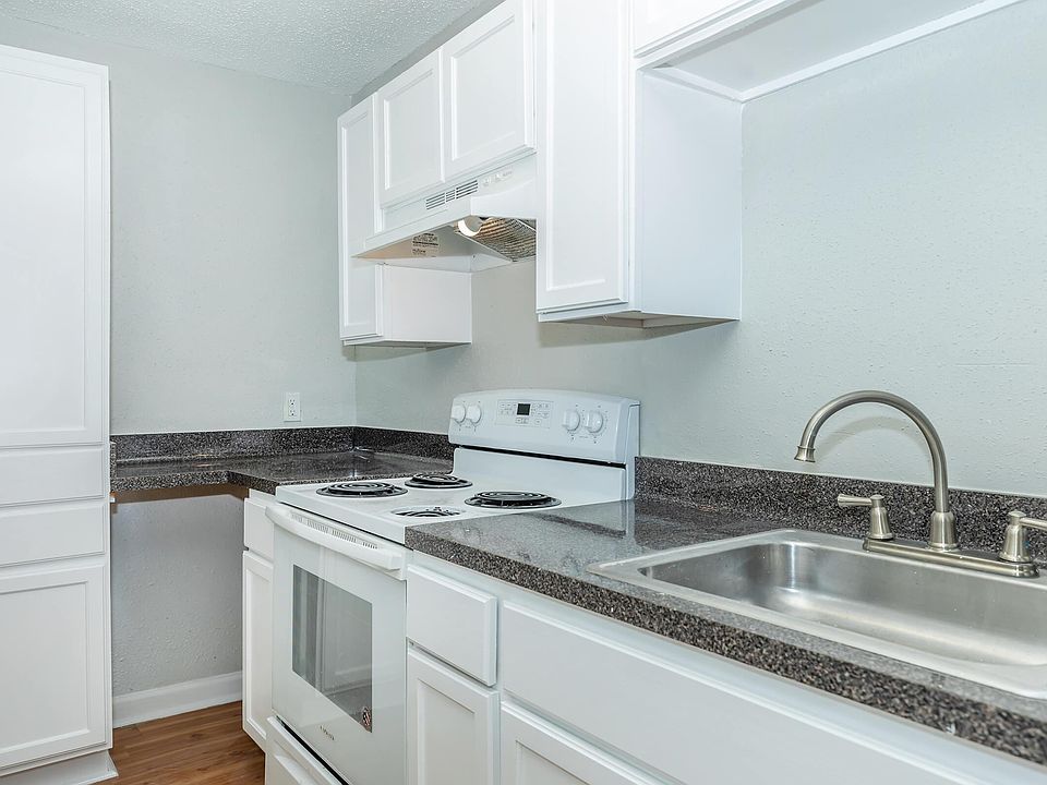 1st image of 3001 Hillcroft St #G0707