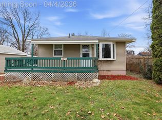 2911 Mott Ave, Waterford, MI