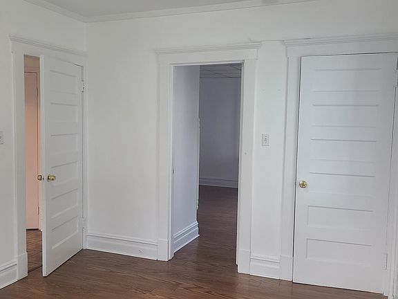 5th image of 87 Bank St #2