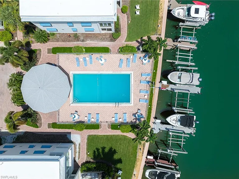 2100 Gulf Shore Blvd N #101 — Photo 25