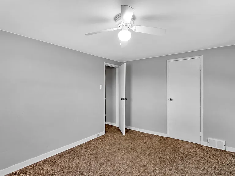 4262 Minnesota St — Photo 10