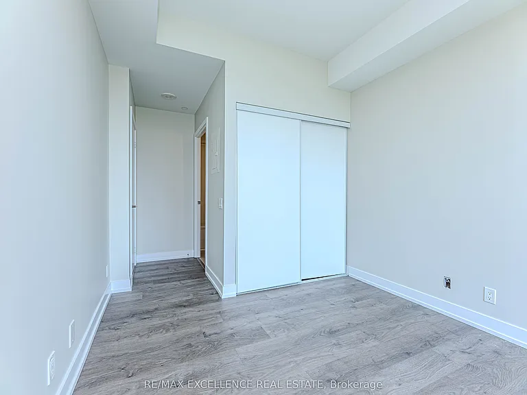 215 Veterans Dr #1008S — Photo 25