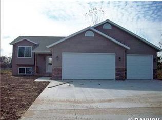 1220 Jake Pl, Chippewa Falls, WI 54729