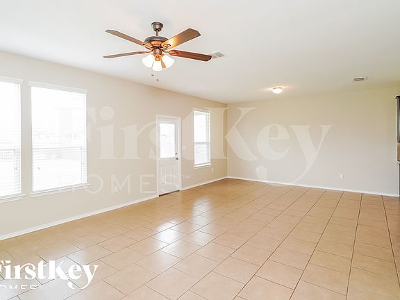 3rd image of 10514 Century Farm Dr