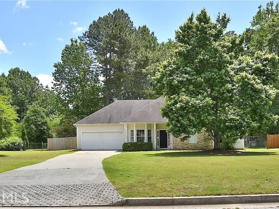 1st image of 5050 Victoria Park Dr