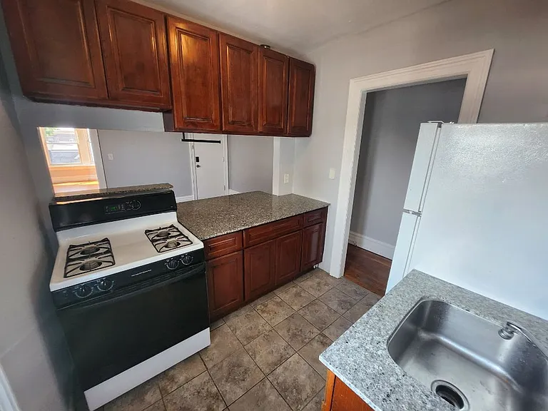 113-115 N 12th St #1145-W-& — Photo 11