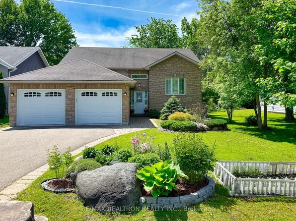 157 B Silas Blvd, Georgina, ON L4P 2K2