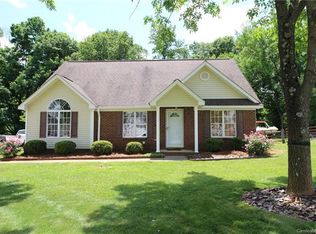 2323 River Chase Dr, Monroe, NC 28110