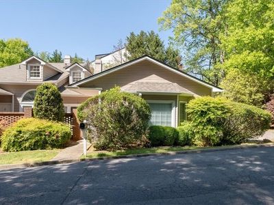 2934 Crosswycke Forest Dr, Atlanta, GA, 30319