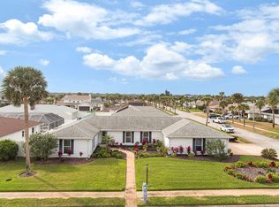 7 E Sovereign Ln, Ormond Beach, FL 32176