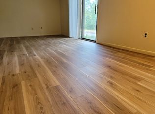 515 Welsh Rd APT E9, Huntingdon Valley, PA 19006