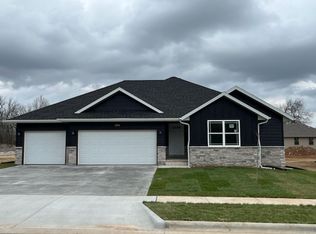 4387 W Skyler Dr, Springfield, MO 65802