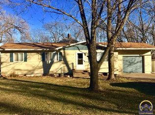 206 S Osage St, Burlingame, KS 66413