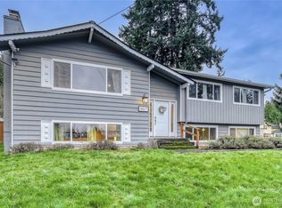 18517 44th Avenue W, Lynnwood, WA 98037