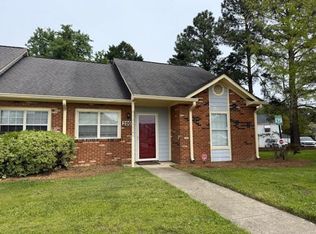 200 Old Spring Hill Ln, Fuquay Varina, NC 27526