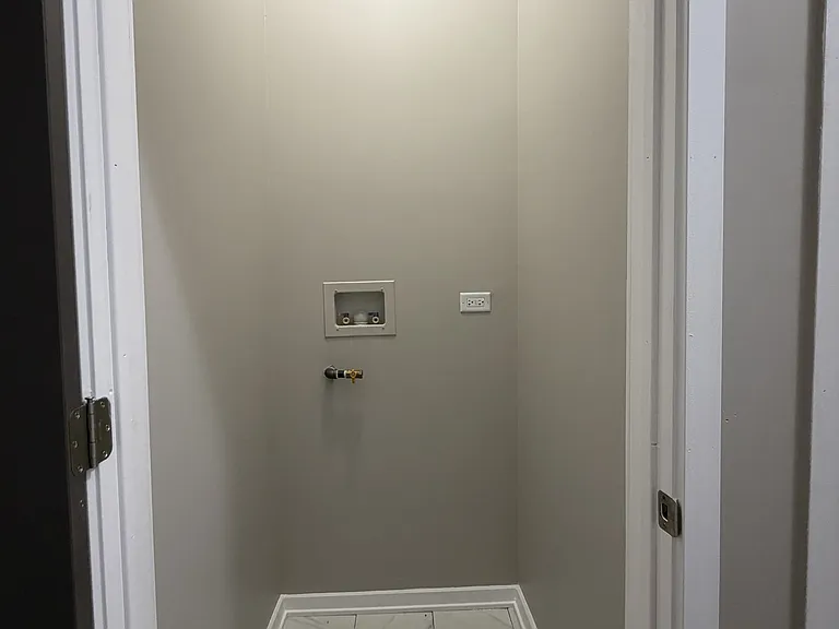 22-26 N Pulaski Rd #22-R — Photo 5